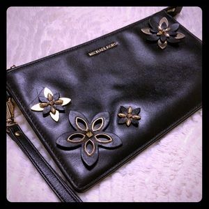 MK Daniela large wristlet